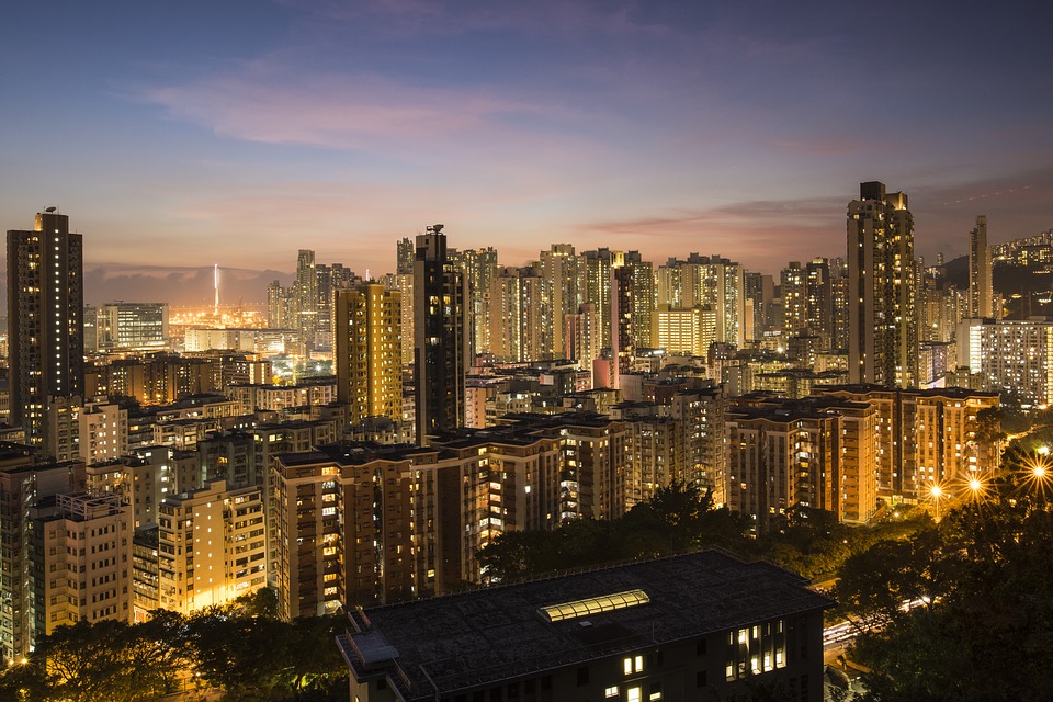 Il Bilancio di Hong Kong prevede sgravi fiscali