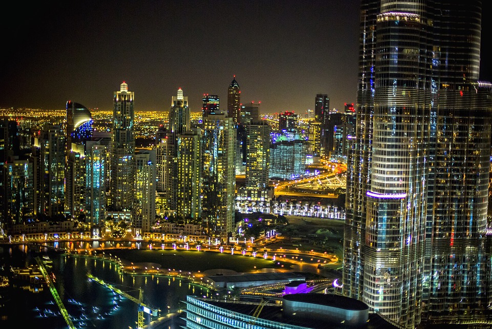 Gli Emirati Arabi aderiscono allo Standard internazionale OCSE per lo scambio automatico delle informazioni fiscali