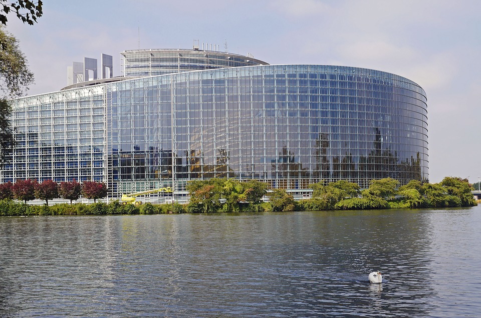 Il Parlamento Ue boccia la Blacklist dei Paesi a rischio riciclaggio per la terza volta
