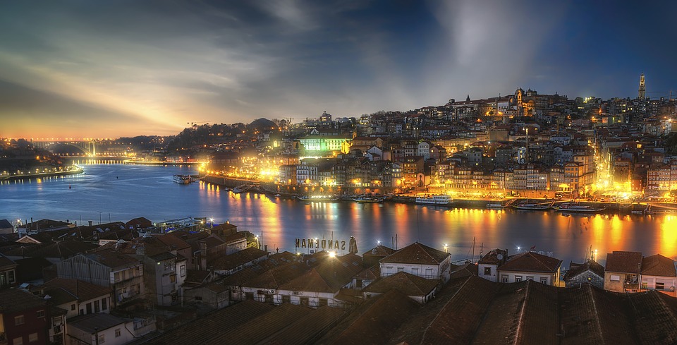 Portogallo: firme elettroniche obbligatorie per le aziende sui dispositivi mobili